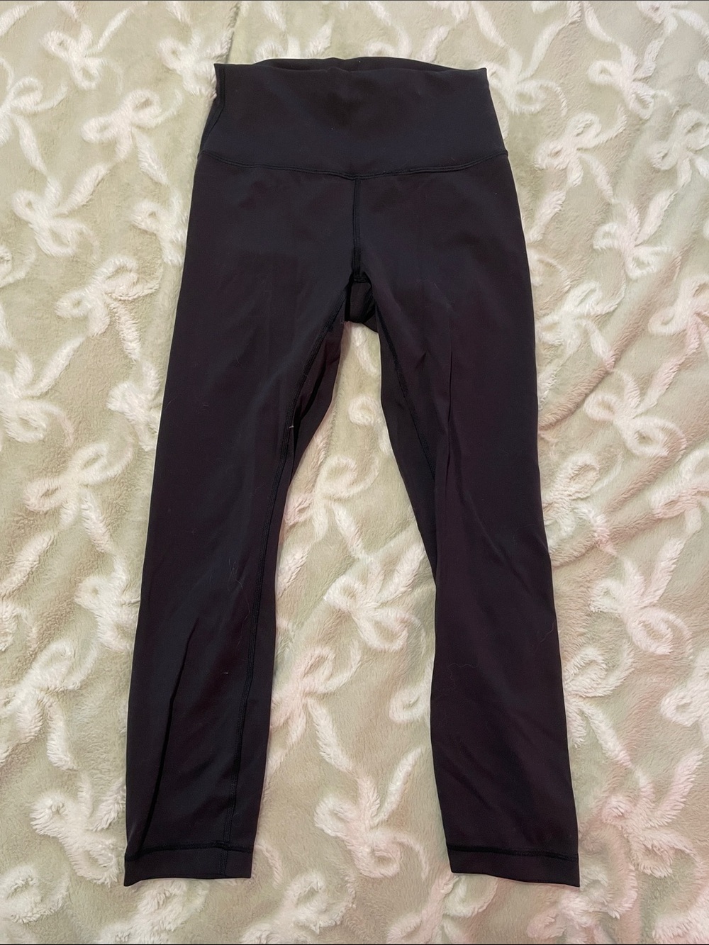 Lululemon black leggings